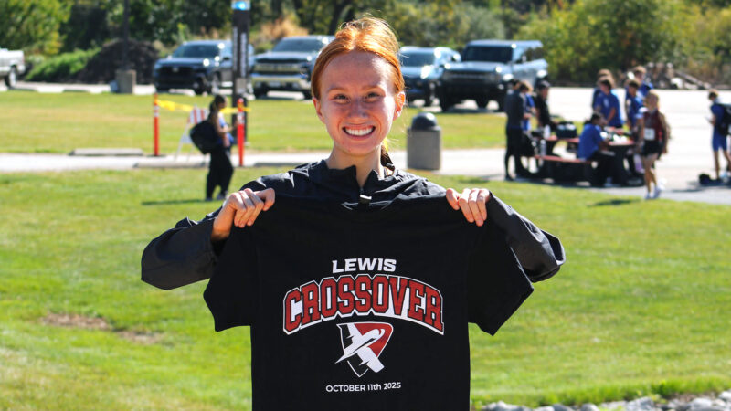 DuPuis leads Huskies cross country at Lewis Crossover
